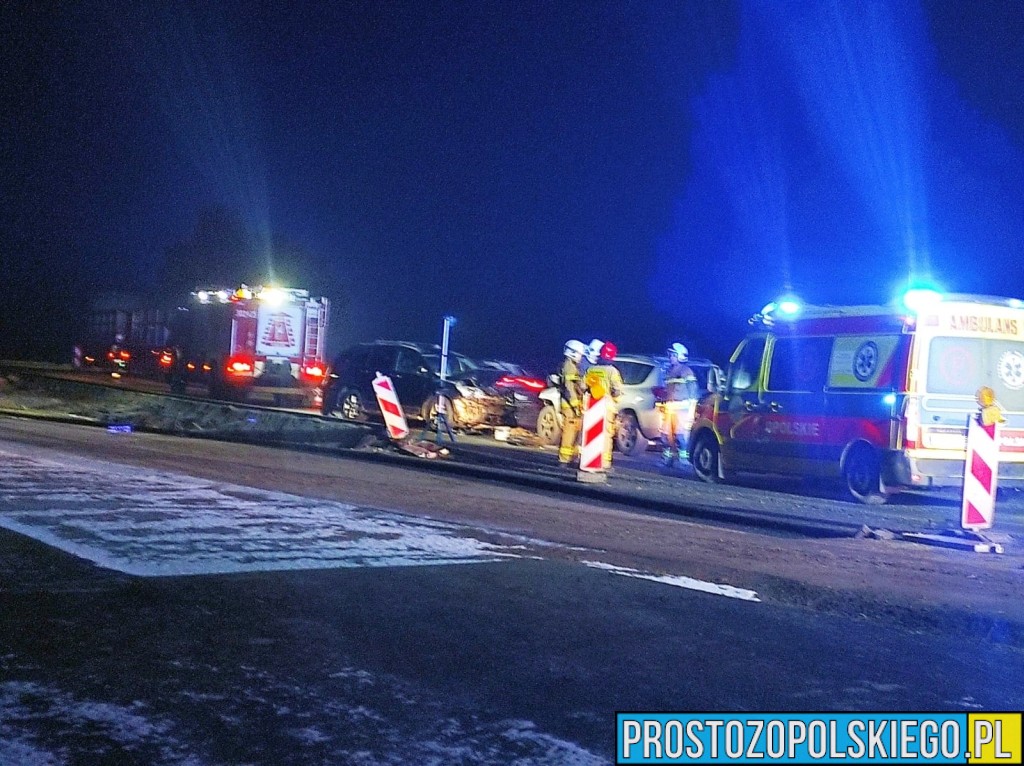 Wypadek na ul. Wrocławskiej w Opolu. Zderzenie trzech samochodów, jedna osoba trafiła do szpitala