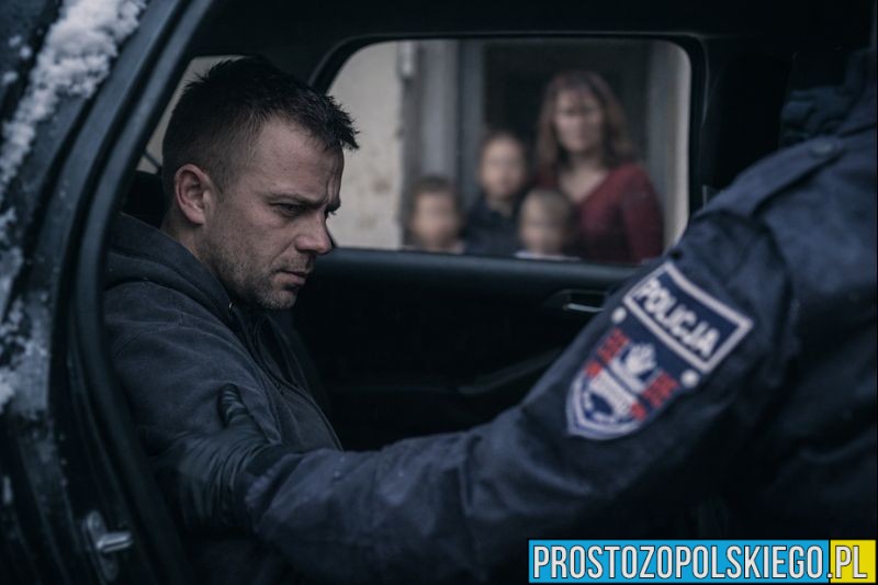 Zatrzymanie w Lewinie Brzeskim. 35-latek znęcał się nad rodziną