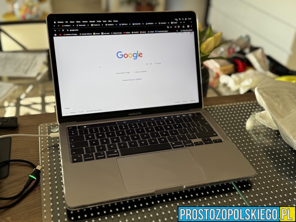 Chciał szybko sprzedać buty narciarskie w internecie. Stracił 20 tysięcy złotych