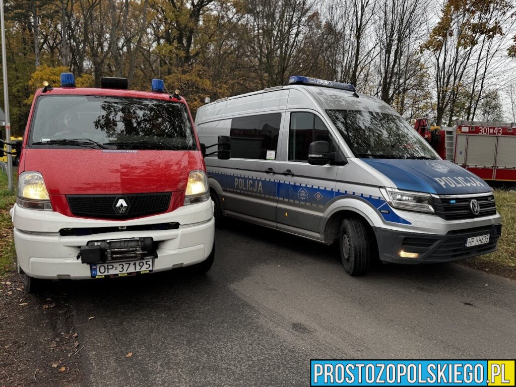 Tragiczny wypadek w&nbsp;Baborowie. Samochód uderzył w&nbsp;drzewo, jedna osoba nie żyje