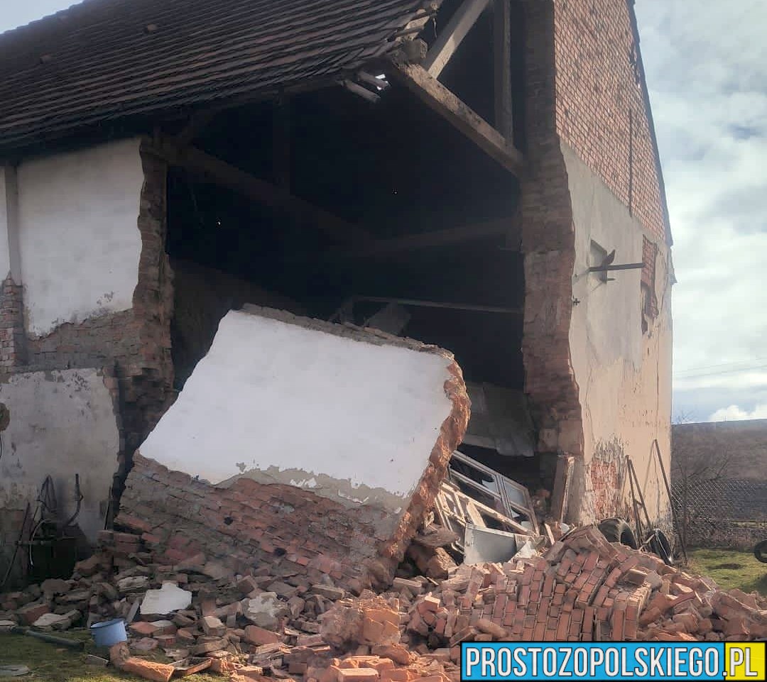 Zawalenie stodoły w Lipnikach. Mężczyzna zginął pod gruzami budynku gospodarczego