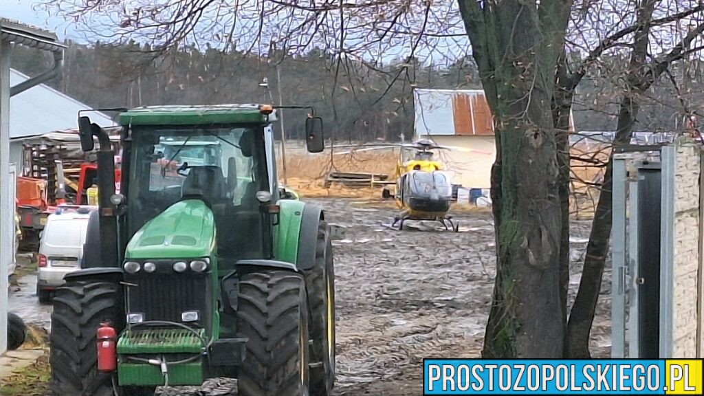 Śmiertelny wypadek w gospodarstwie rolnym. 30-letni mężczyzna zginął przygnieciony przez maszynę rolniczą