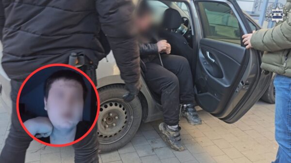 Zatrzymano 17-latka podejrzewanego o podwójne zabójstwo w Kadłubie. Policjanci wyjaśniają okoliczności.(WIDEO)