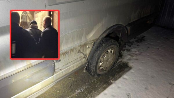 Pijany 33-latek zabrał auto szwagra i rozbił je na ogrodzeniu. Miał 2,5 promila i amfetaminę