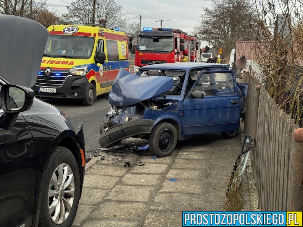 wypadek 126p. wypadek fiacika, fiacik wypadek, 126p wypadek, mały fiat, wypadek, maluch wypadek, wypadek malucha 126p, Opole wypadek fiata 126p,