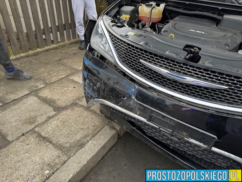 wypadek 126p. wypadek fiacika, fiacik wypadek, 126p wypadek, mały fiat, wypadek, maluch wypadek, wypadek malucha 126p, Opole wypadek fiata 126p,