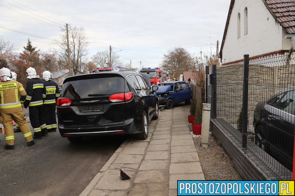 wypadek 126p. wypadek fiacika, fiacik wypadek, 126p wypadek, mały fiat, wypadek, maluch wypadek, wypadek malucha 126p, Opole wypadek fiata 126p,