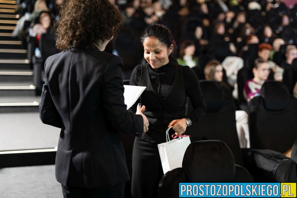 Konferencja „Piękno Nie Szkodzi” w Opolu. Młodzież promuje świadomą pielęgnację i zdrowe podejście do urody