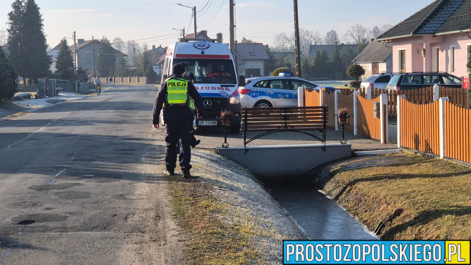 Brutalne zabójstwo w Kadłubie pod Strzelcami Opolskimi. Dwie osoby zginęły od ciosów siekierą. Obława za 17-latkiem