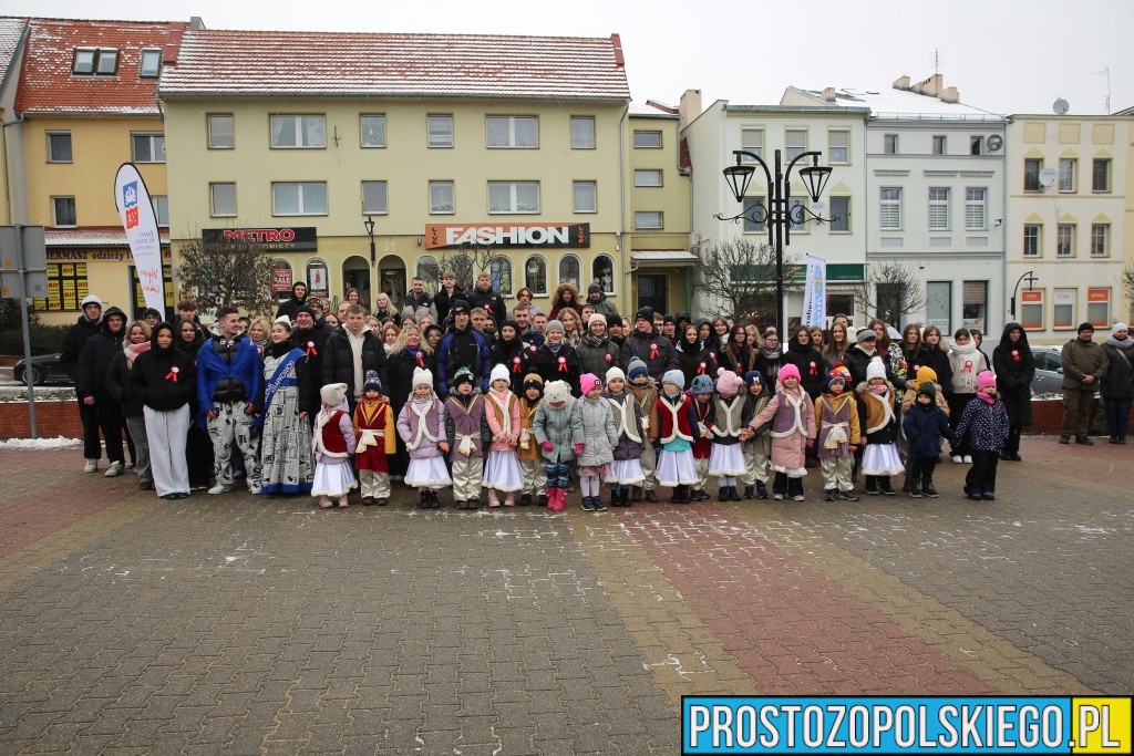 Tradycyjny polonez przed maturą 2026. Wyjątkowe wydarzenie w Krapkowicach