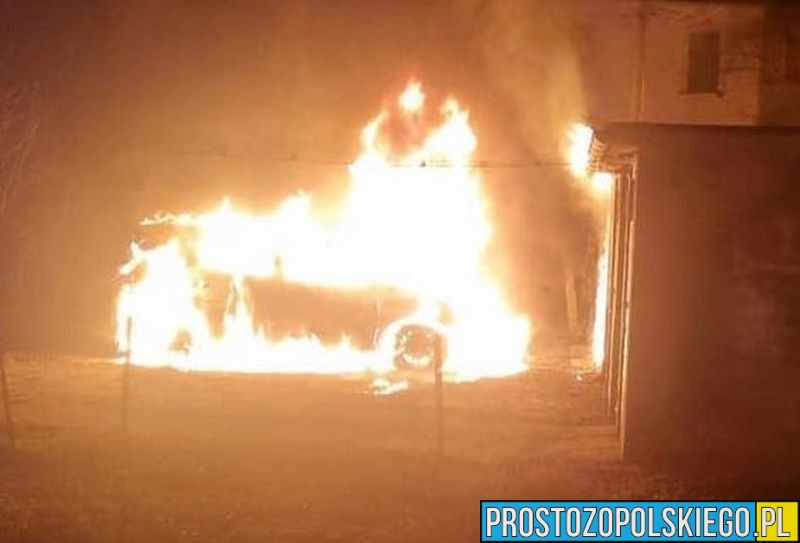 Podpalenie samochodu w Oleśnie. 49-latka trafiła do aresztu na 3 miesiące