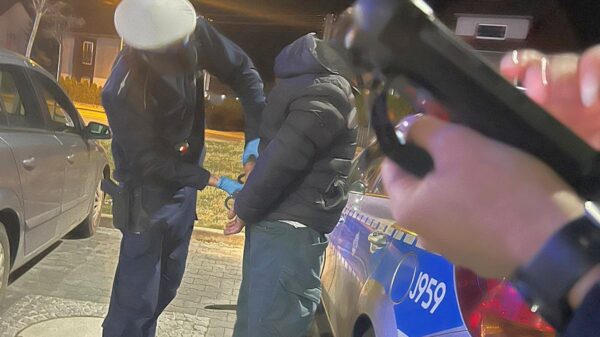 Dramatyczne chwile w Chmielowicach. Pijany kierowca zatrzymany przez byłego funkcjonariusza