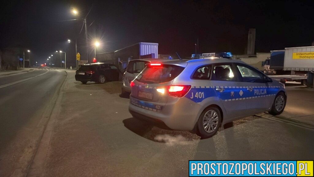 Uciekał przed policją i uderzył w nieoznakowany radiowóz. Miał przy sobie narkotyki