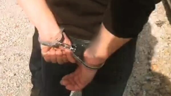 Jechał mimo dożywotniego zakazu, był pijany i miał narkotyki. 39-latek zatrzymany w Izbicku