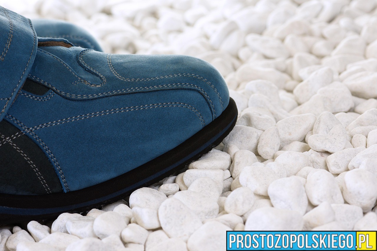 Buty barefoot – na czym polega ich fenomen i kto powinien je nosić?