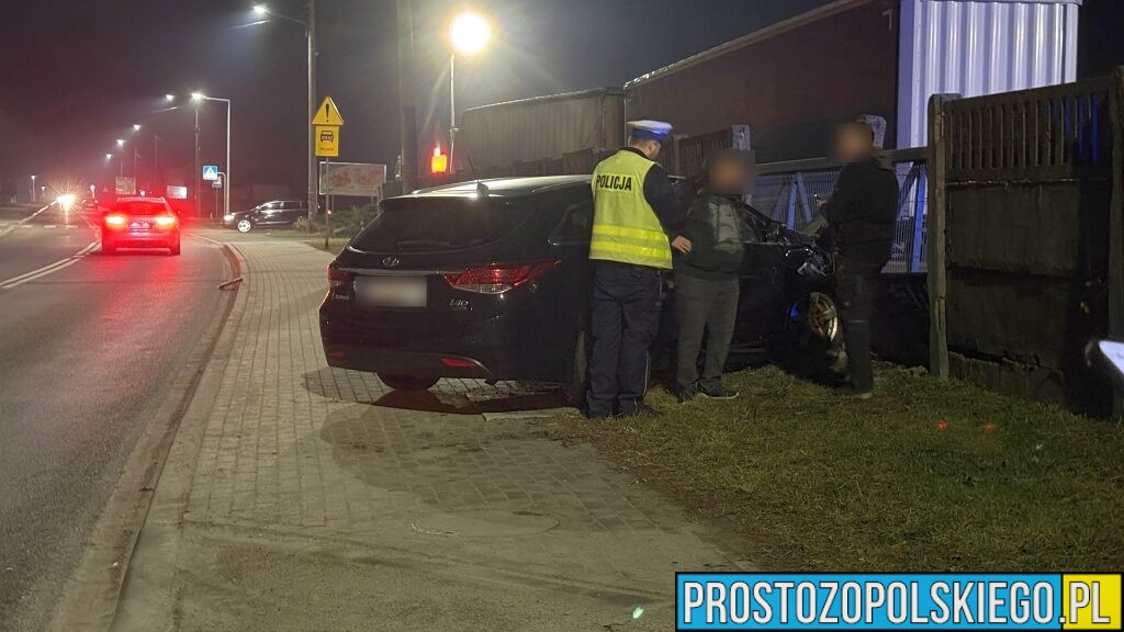 Pościg w Większycach. Uciekający kierowca staranował radiowóz i uderzył w inne auto. Okazało się...