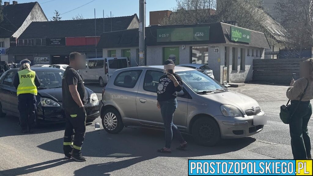 Wypadek na ul. Wróblewskiego w Opolu. Jedna osoba trafiła do szpitala.(WIDEO)