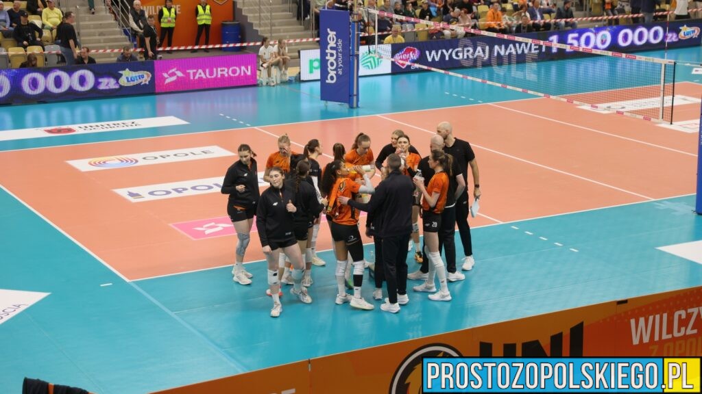 Siatkarki UNI Opole stoją przed historyczną szansą awansu do półfinału mistrzostw Polski.