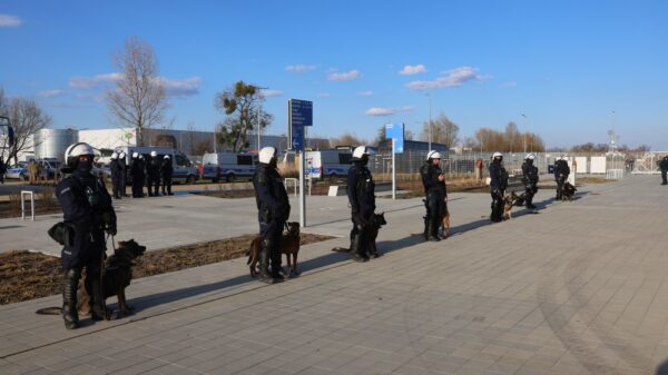 Mecz Odra Opole – Wisła Kraków pod nadzorem policji. Zatrzymano dwóch pseudokibiców