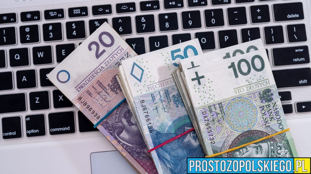 69-letnia mieszkanka Brzeg padła ofiarą oszustwa internetowego i straciła 10 000 złotych. Kobieta zaufała fałszywemu „konsultantowi inwestycyjnemu”