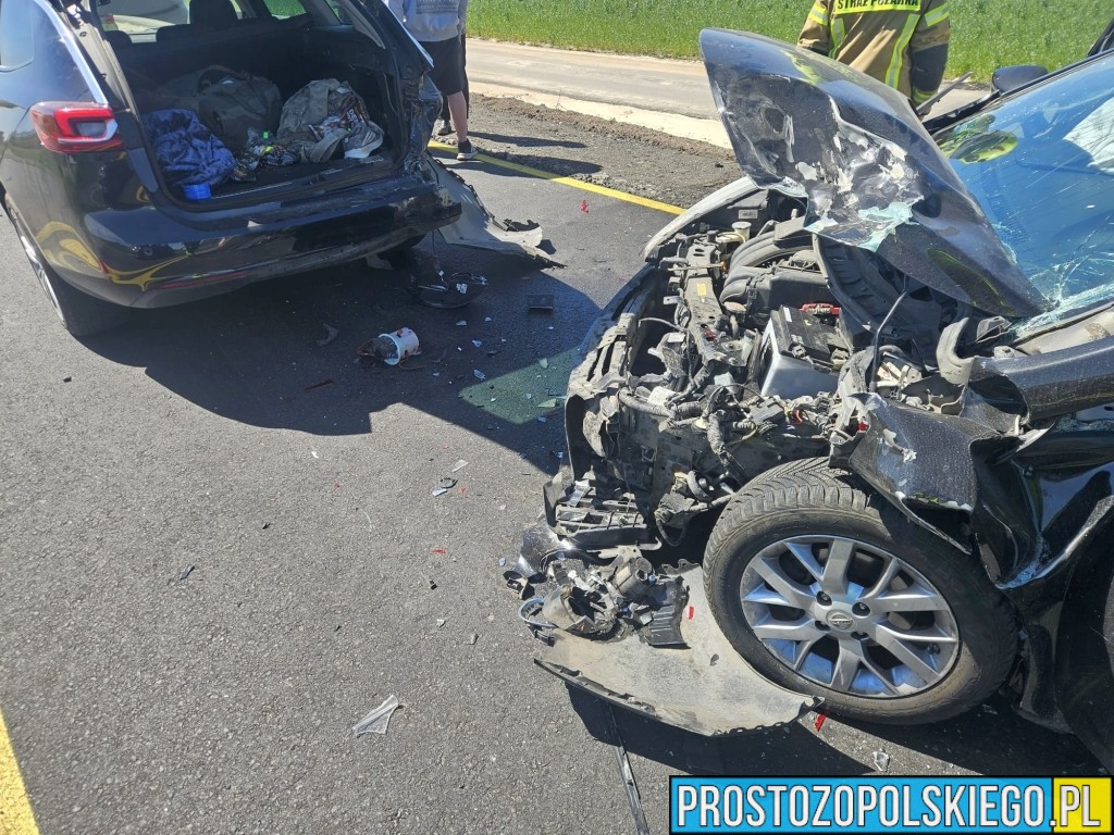 Wypadek na DK45 Opole–Kluczbork. Jedna osoba ranna po zderzeniu dwóch aut