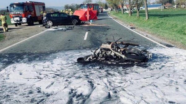 Tragiczny wypadek na DK46. Nie żyje motocyklista po zderzeniu z samochodem