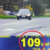 109 km/h w terenie zabudowanym. Kierowca stracił prawo jazdy w Kielczy