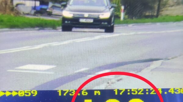 109 km/h w terenie zabudowanym. Kierowca stracił prawo jazdy w Kielczy