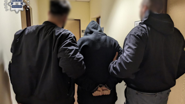 Poszukiwany od 25 lat zatrzymany. 49-latek trafi do więzienia