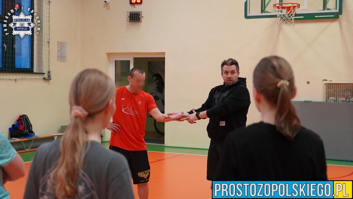 kurs samoobrony dla&nbsp;kobiet, kurs dla&nbsp;kobiet, obrona, samoobrona, samoobrona dla&nbsp;kobiet, kurs, kurs dla&nbsp;kobiet,