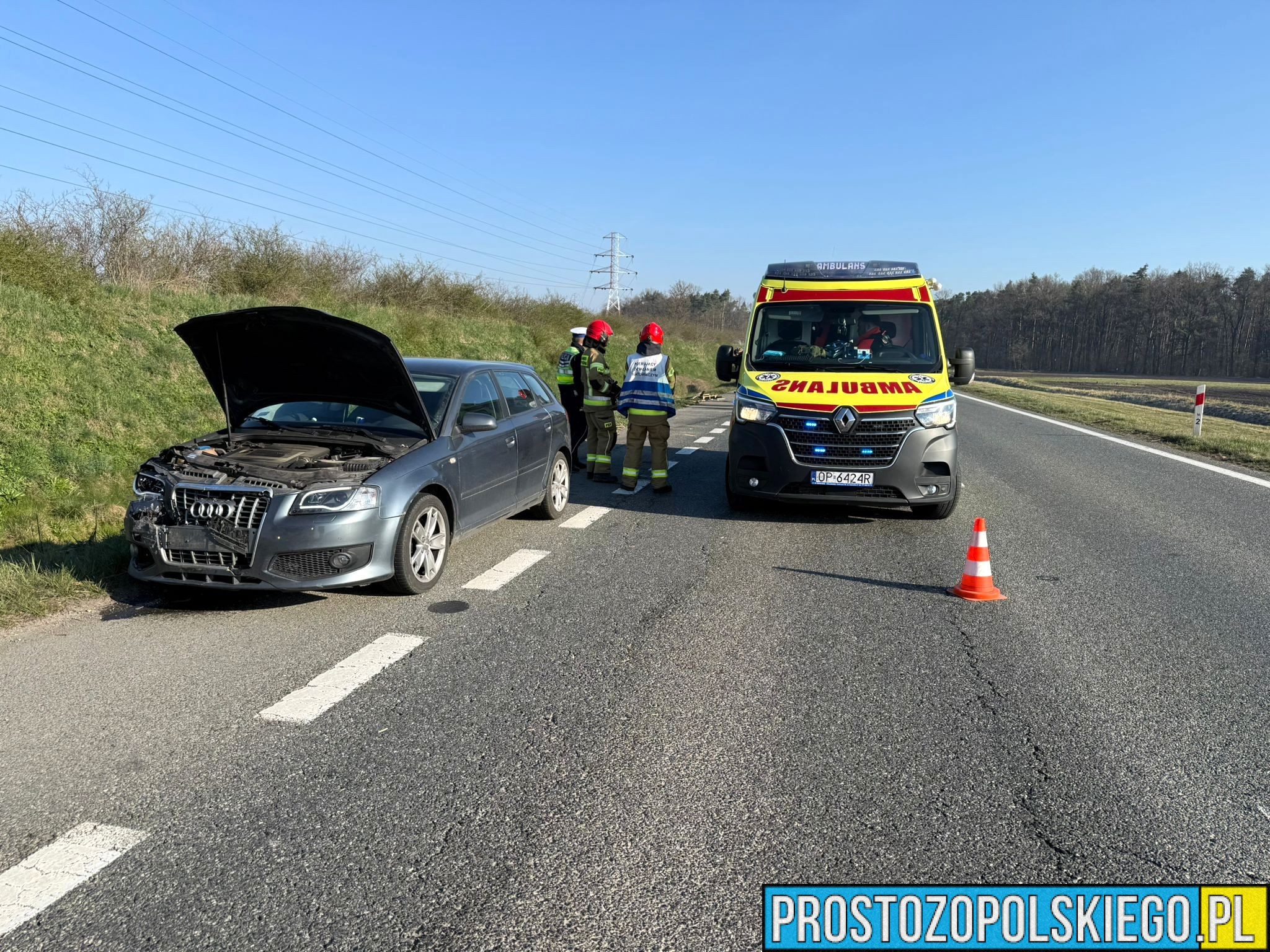 Wypadek na&nbsp;obwodnicy ronda Szczakiela w&nbsp;Opolu. Samochód wylądował w&nbsp;rowie, wśród poszkodowanych dziecko