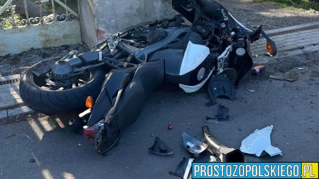 W sobotę, 18 kwietnia o godzinie 15:48 służby ratunkowe otrzymały zgłoszenie od operatora numeru alarmowego 112 o wypadku drogowym