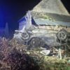 19-letni kierowca BMW dachował i rozbił auto o budynek