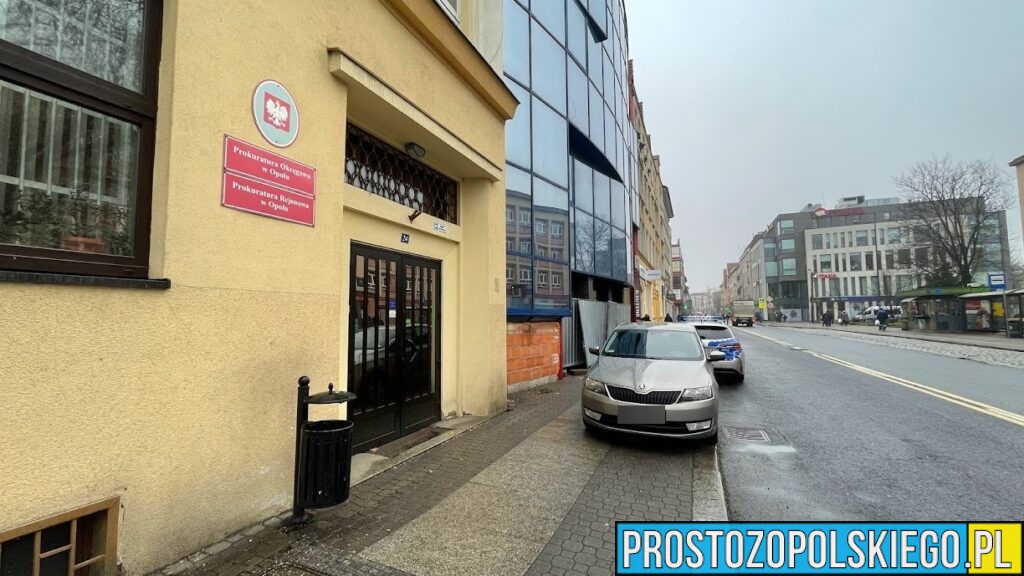 Tymczasowy areszt za usiłowanie zabójstwa. 44-latka zaatakowała matkę nożem w gminie Prószków