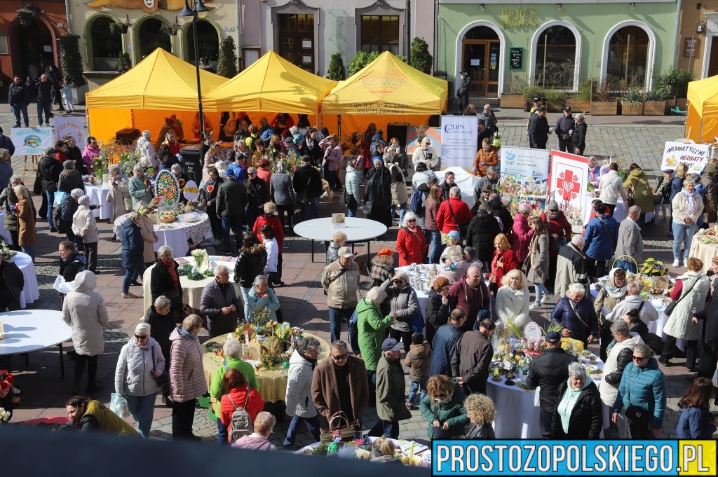 śniadanie wielkanocne w&nbsp;opolu, wielkanoc w&nbsp;opolu, śniadanie opole, wielkanoc na&nbsp;rynku w&nbsp;opolu, uroczyste śniadanie wielkanocne, wielkanoc na&nbsp;rynku w&nbsp;opolu,