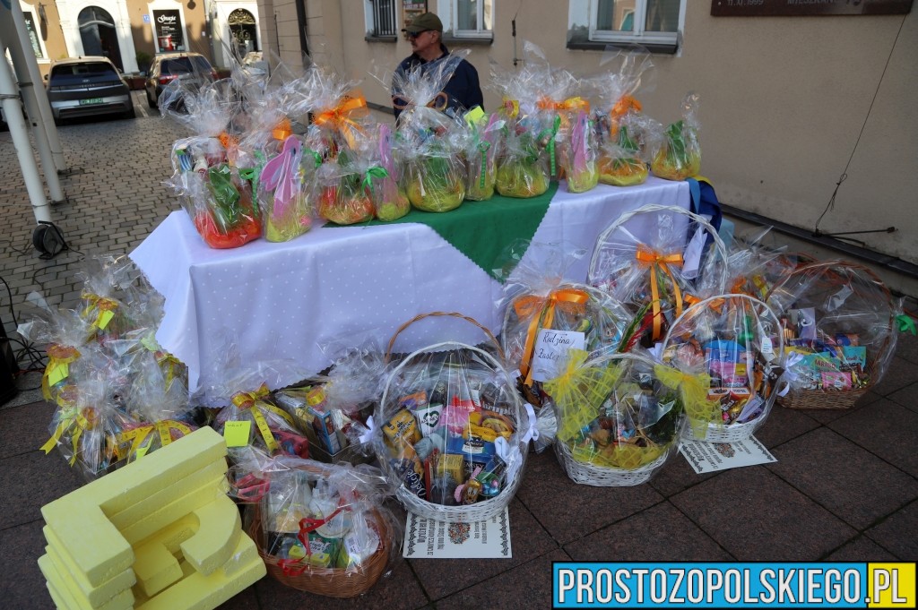 śniadanie wielkanocne w&nbsp;opolu, wielkanoc w&nbsp;opolu, śniadanie opole, wielkanoc na&nbsp;rynku w&nbsp;opolu, uroczyste śniadanie wielkanocne, wielkanoc na&nbsp;rynku w&nbsp;opolu,