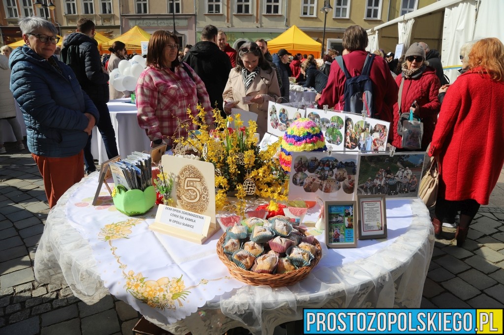śniadanie wielkanocne w&nbsp;opolu, wielkanoc w&nbsp;opolu, śniadanie opole, wielkanoc na&nbsp;rynku w&nbsp;opolu, uroczyste śniadanie wielkanocne, wielkanoc na&nbsp;rynku w&nbsp;opolu,