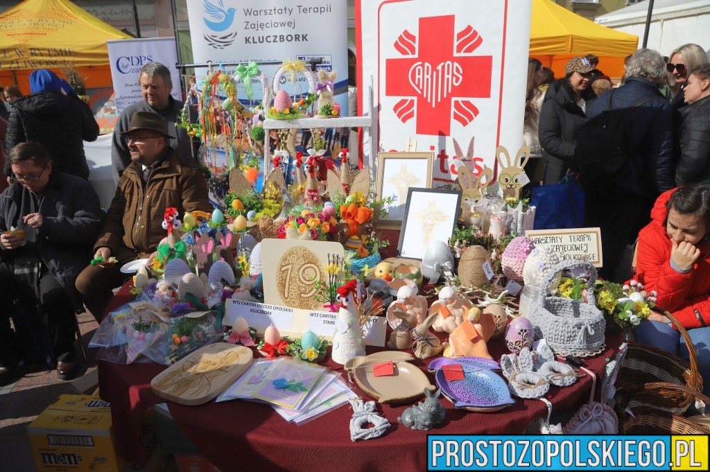 śniadanie wielkanocne w&nbsp;opolu, wielkanoc w&nbsp;opolu, śniadanie opole, wielkanoc na&nbsp;rynku w&nbsp;opolu, uroczyste śniadanie wielkanocne, wielkanoc na&nbsp;rynku w&nbsp;opolu,