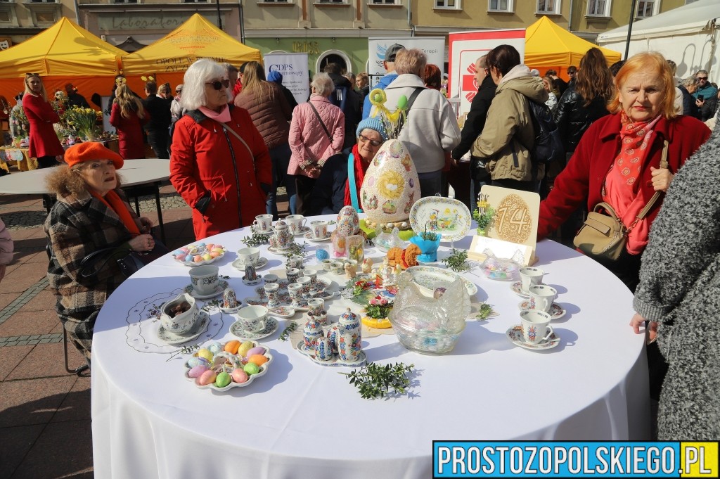 śniadanie wielkanocne w&nbsp;opolu, wielkanoc w&nbsp;opolu, śniadanie opole, wielkanoc na&nbsp;rynku w&nbsp;opolu, uroczyste śniadanie wielkanocne, wielkanoc na&nbsp;rynku w&nbsp;opolu,