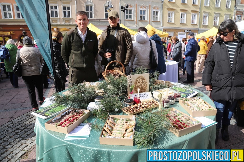 śniadanie wielkanocne w&nbsp;opolu, wielkanoc w&nbsp;opolu, śniadanie opole, wielkanoc na&nbsp;rynku w&nbsp;opolu, uroczyste śniadanie wielkanocne, wielkanoc na&nbsp;rynku w&nbsp;opolu,
