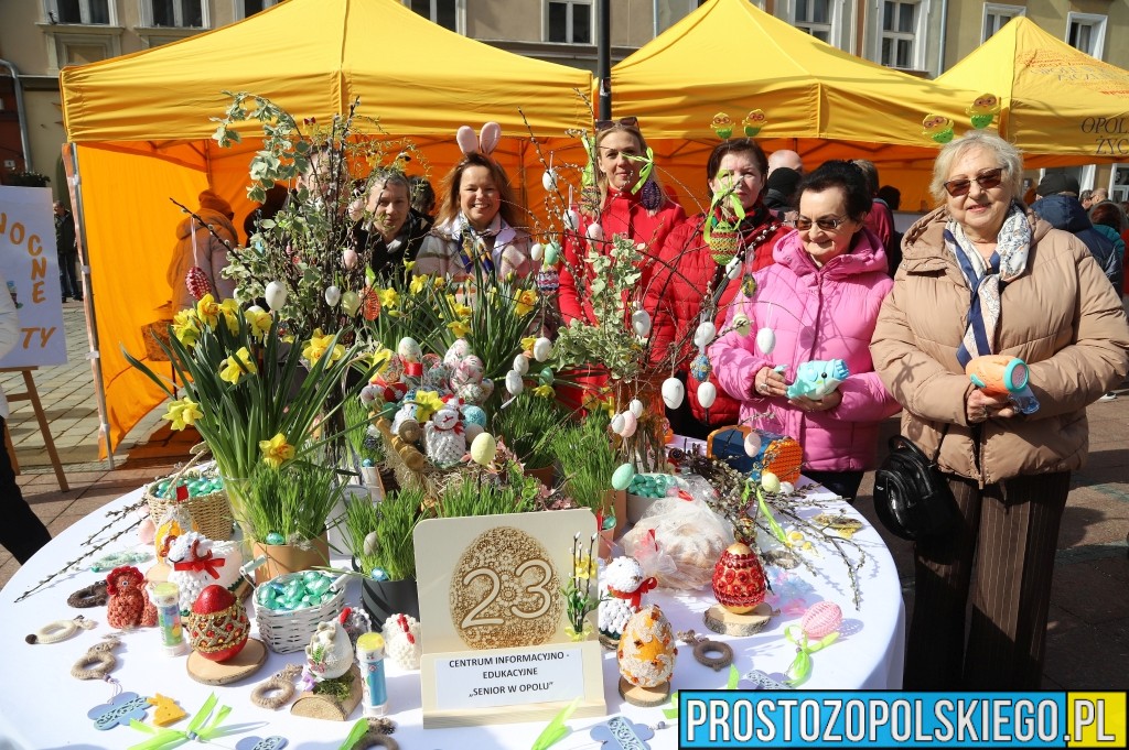 śniadanie wielkanocne w&nbsp;opolu, wielkanoc w&nbsp;opolu, śniadanie opole, wielkanoc na&nbsp;rynku w&nbsp;opolu, uroczyste śniadanie wielkanocne, wielkanoc na&nbsp;rynku w&nbsp;opolu,