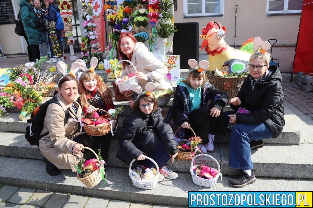 śniadanie wielkanocne w&nbsp;opolu, wielkanoc w&nbsp;opolu, śniadanie opole, wielkanoc na&nbsp;rynku w&nbsp;opolu, uroczyste śniadanie wielkanocne, wielkanoc na&nbsp;rynku w&nbsp;opolu,