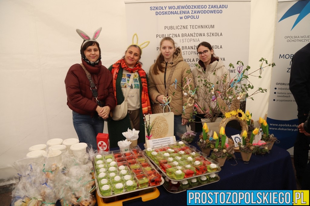 śniadanie wielkanocne w&nbsp;opolu, wielkanoc w&nbsp;opolu, śniadanie opole, wielkanoc na&nbsp;rynku w&nbsp;opolu, uroczyste śniadanie wielkanocne, wielkanoc na&nbsp;rynku w&nbsp;opolu,