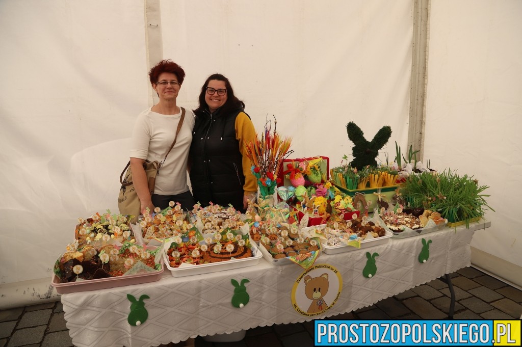 śniadanie wielkanocne w&nbsp;opolu, wielkanoc w&nbsp;opolu, śniadanie opole, wielkanoc na&nbsp;rynku w&nbsp;opolu, uroczyste śniadanie wielkanocne, wielkanoc na&nbsp;rynku w&nbsp;opolu,