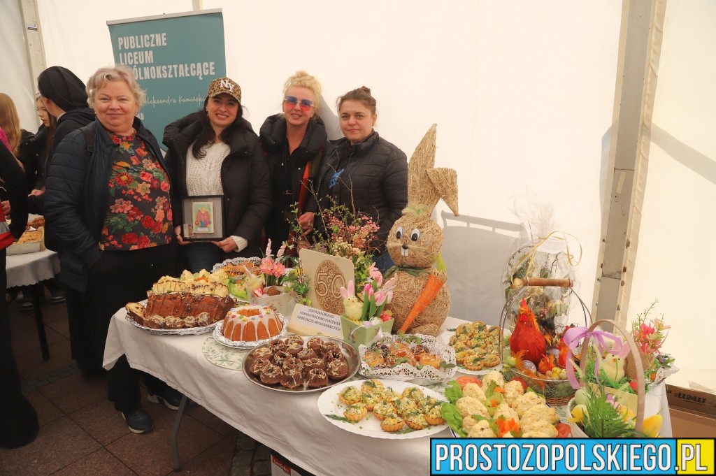 śniadanie wielkanocne w&nbsp;opolu, wielkanoc w&nbsp;opolu, śniadanie opole, wielkanoc na&nbsp;rynku w&nbsp;opolu, uroczyste śniadanie wielkanocne, wielkanoc na&nbsp;rynku w&nbsp;opolu,