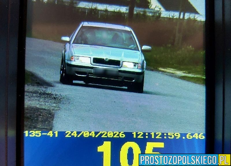 105 km/h w terenie zabudowanym. 32-latek stracił prawo jazdy i dostał 3000 zł mandatu