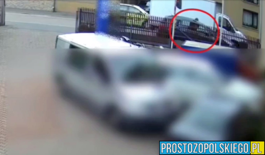 Pieszo zwiedzał region, a później ukradł auto i wjechał nim do rowu. 34-latek zatrzymany (Wideo)