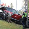 Zderzenie dwóch samochodów na ul. Oleskiej w Opolu. Jedna osoba trafiła do szpitala (WIDEO)