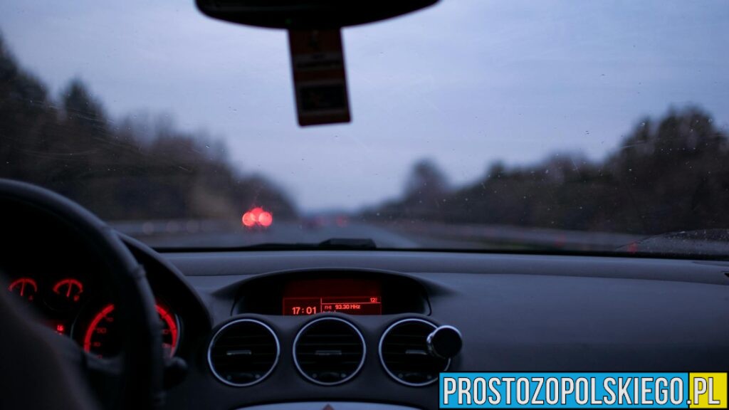 Wymiana dokumentu i jazda bez dowodu w Opolu – co powinni wiedzieć kierowcy?