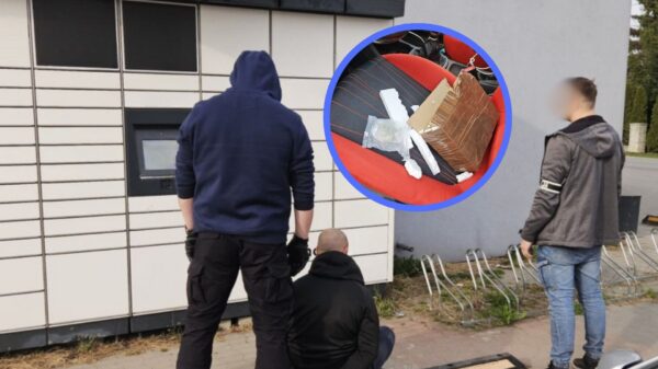 Poszukiwani 28- i 22-latek zatrzymani przez policję. Narkotyki i listy gończe w tle